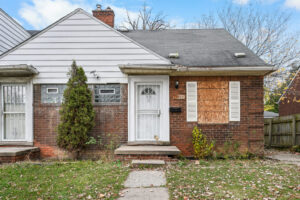 20707 Moross Rd, Detroit, MI 48224